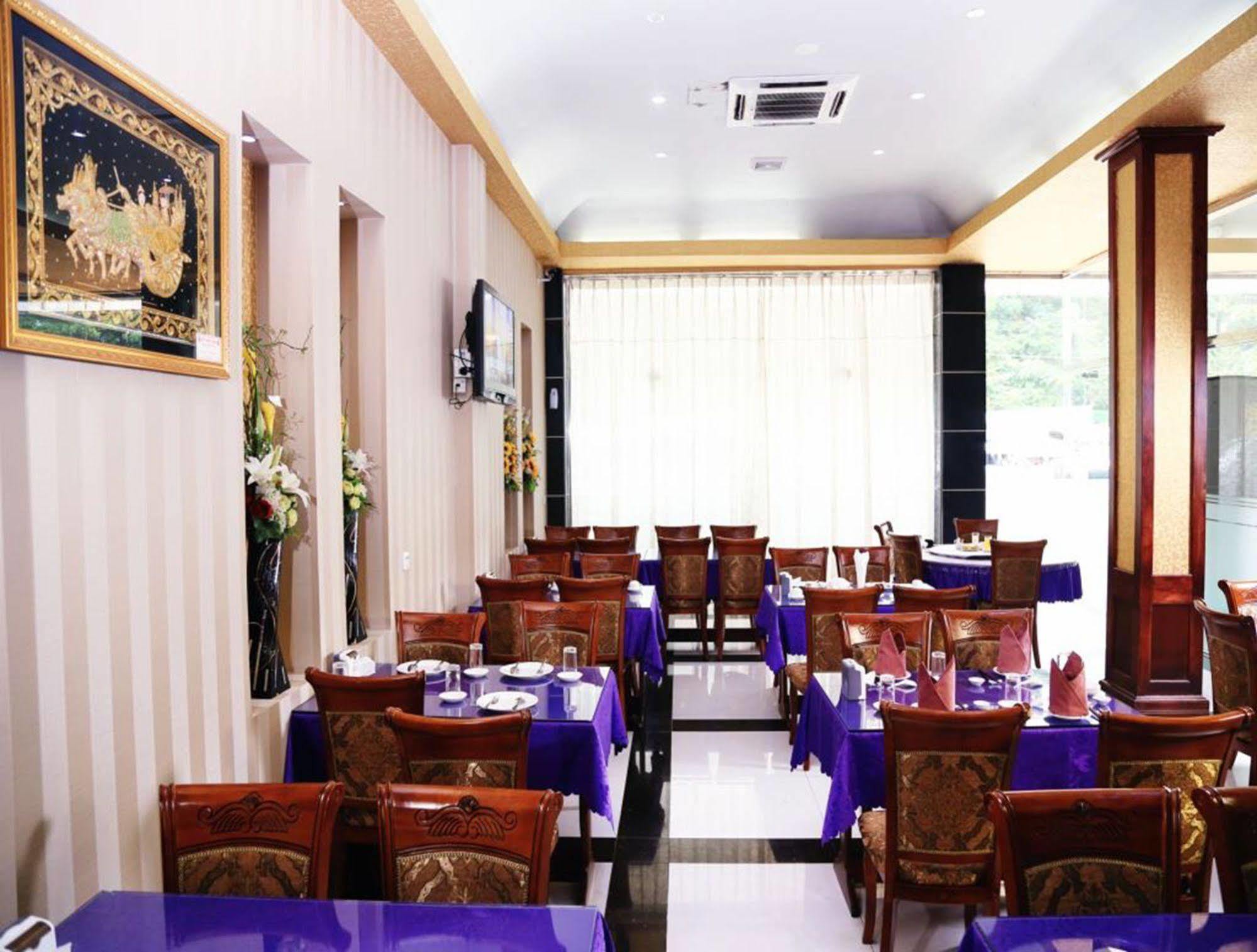 Sky Man Hotel Gyogon Kültér fotó