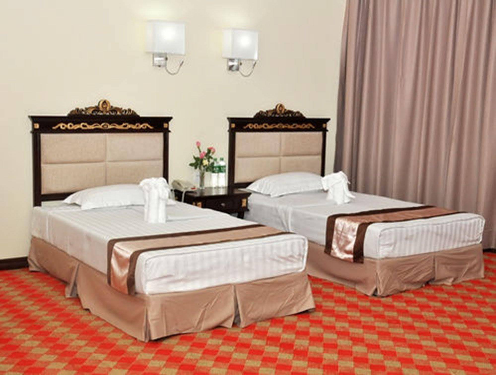 Sky Man Hotel Gyogon Kültér fotó