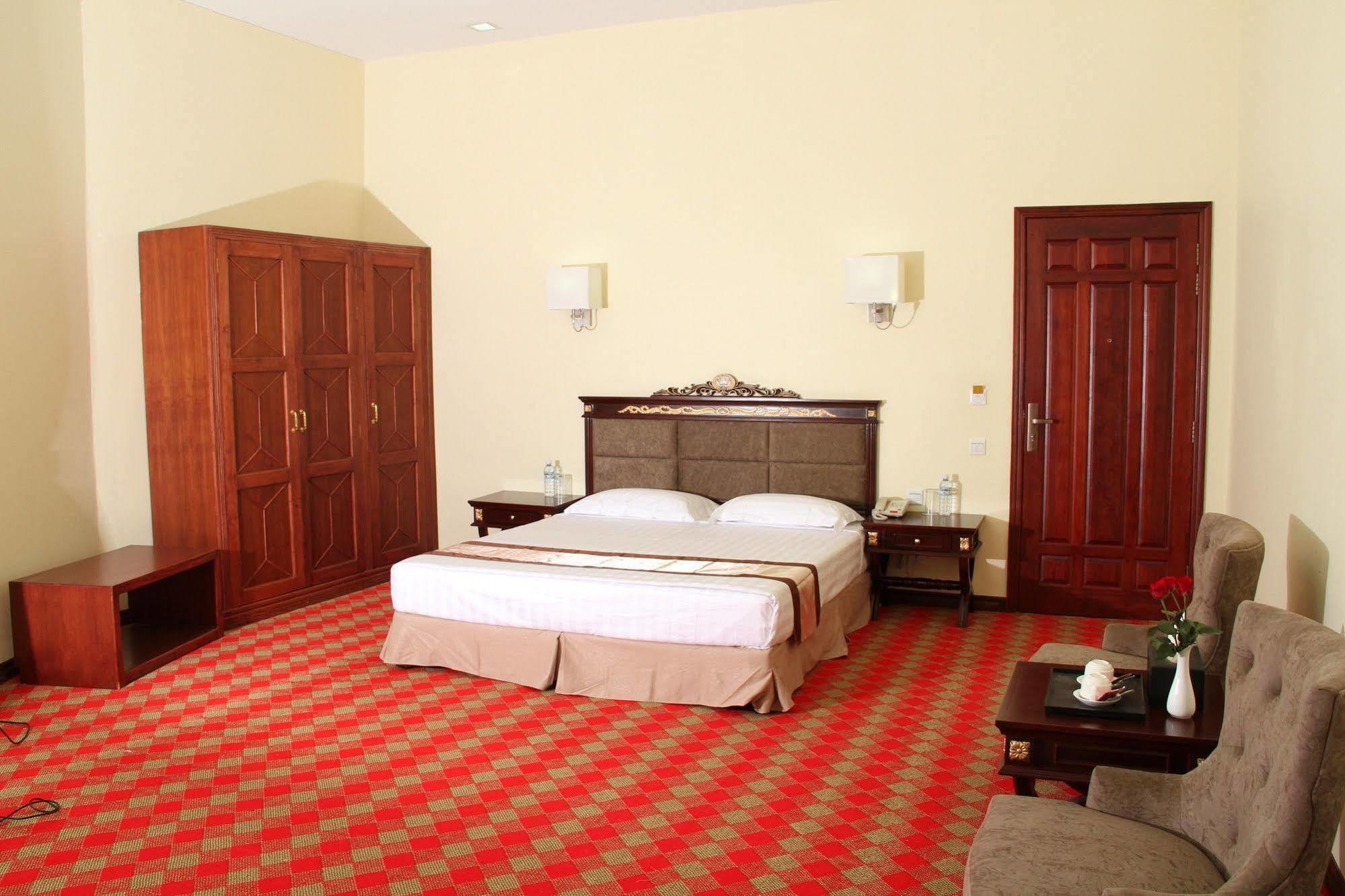Sky Man Hotel Gyogon Kültér fotó